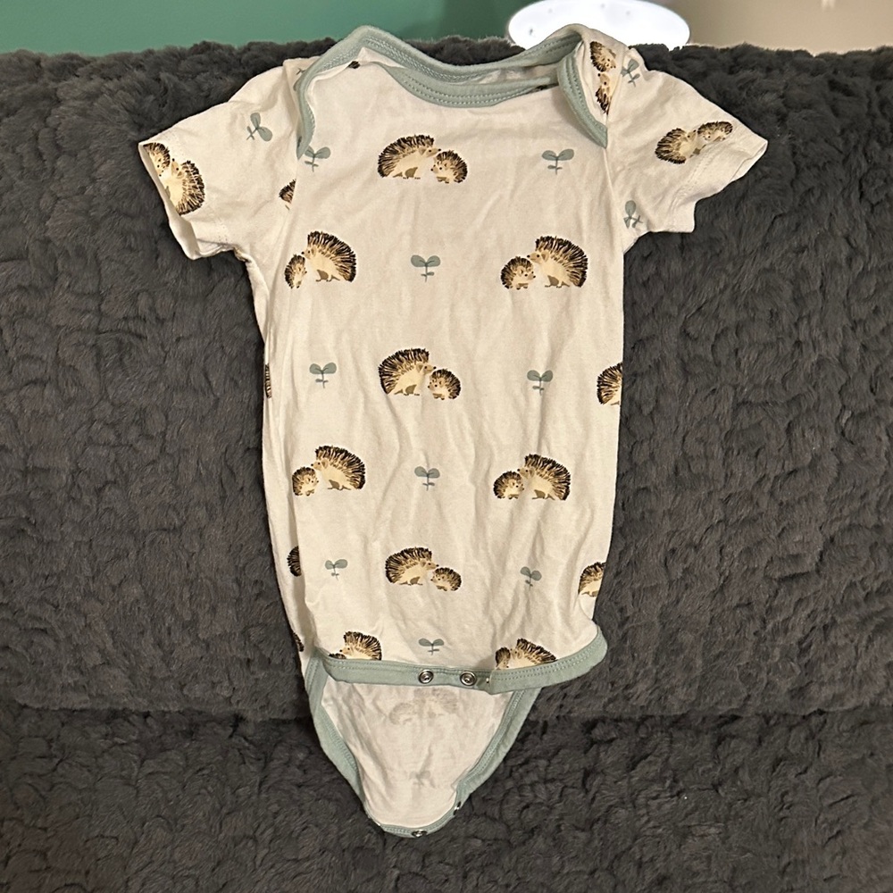 Kyte BABY Hedgehog Bodysuit
